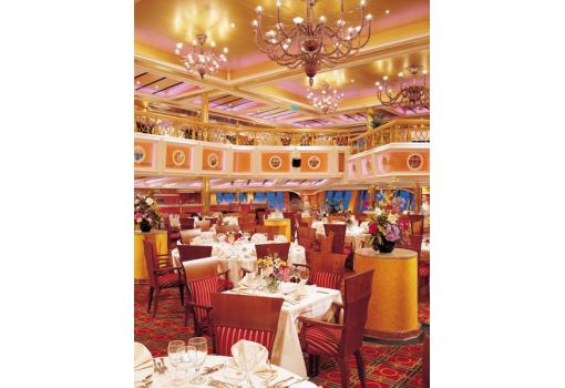 El Restaurante Lincoln, situado en la Popa del barco